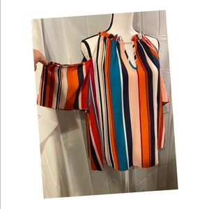 Ladies cold shoulder top new with tags size xl